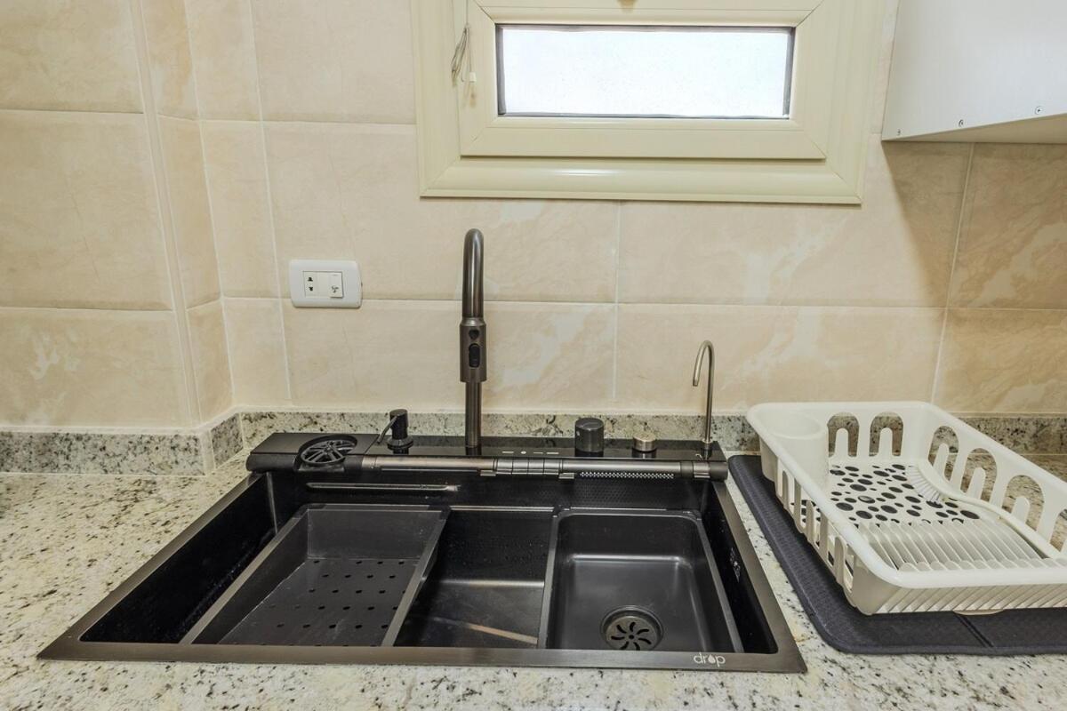 Chic Cozy Retreat With Jacuzzi Next To Auc *