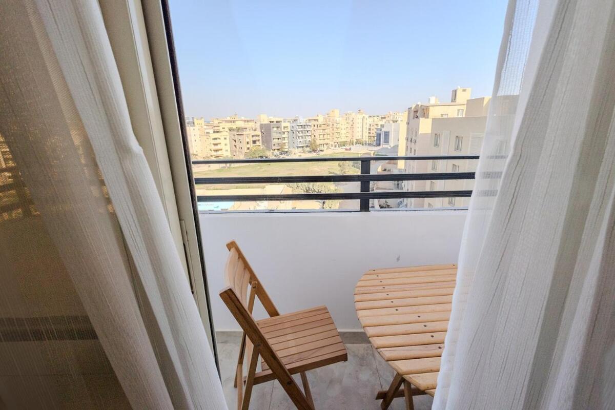 Chic Cozy Retreat With Jacuzzi Next To Auc Cairo